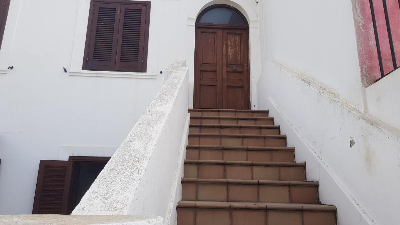 Case La Pergola Стромболи Экстерьер фото